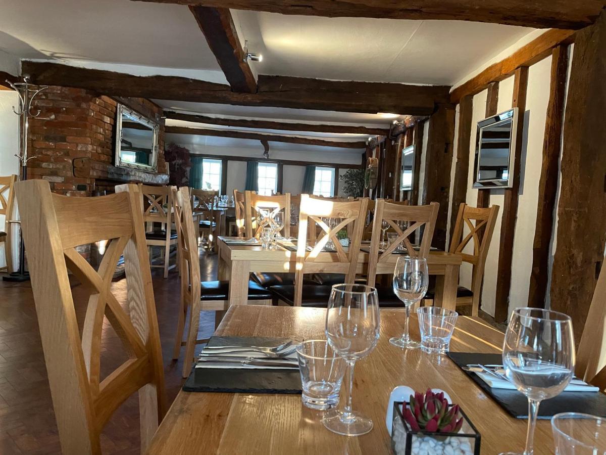 The Hole In The Locanda *